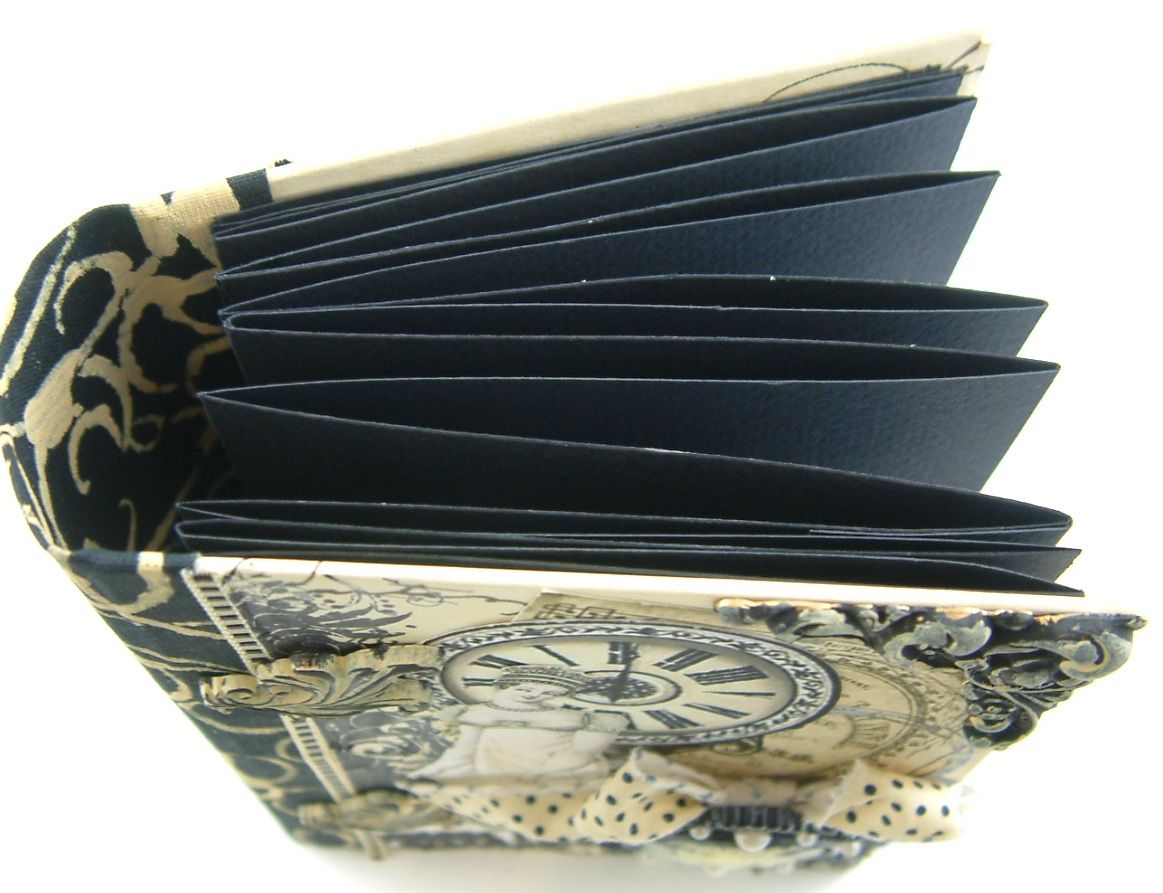 Artfully Musing Tutorial How to Make an Accordion Fold Book